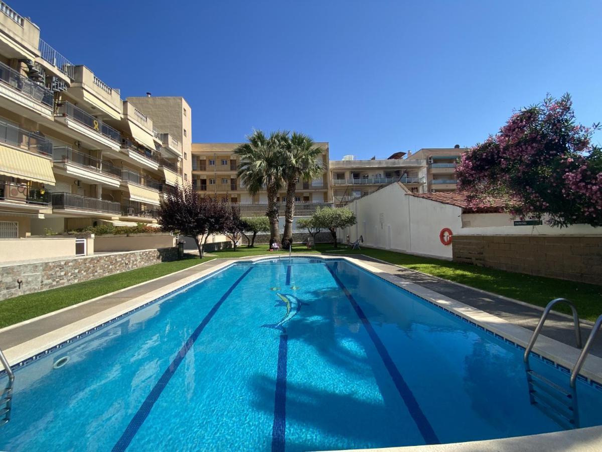 R123 Apartamento En La Planta Baja Con Piscina Cerca De La Playa 卡拉费尔 外观 照片
